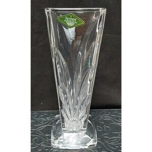 Shannon crystal vase elegant 8 1/4" tall Pillar style New